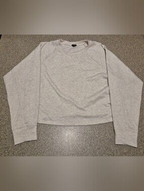 Womens Express Cropped Crew Neck Size Small